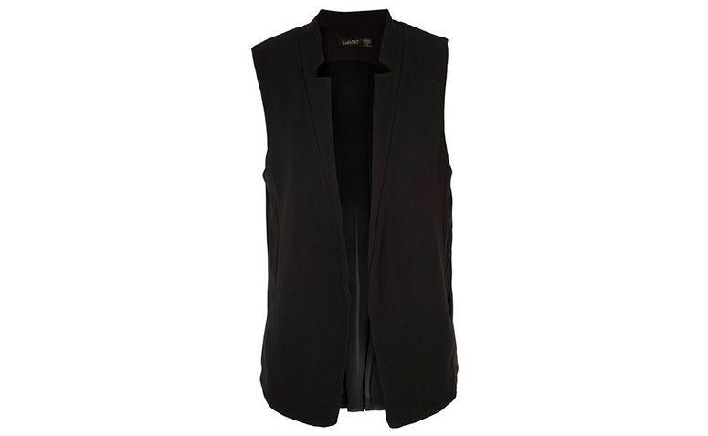 Colete por R$564,00 na <a href="https://www.oqvestir.com.br/colete-loft-747-vera-preto.html" target="blank_">Oqvestir</a>