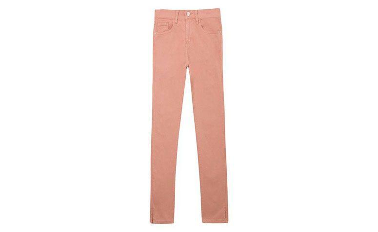 Calça skinny por R$298,00 na <a href="https://www.oqvestir.com.br/calca-sarja-skinny-munich-bege.html" target="blank_">Oqvestir</a>