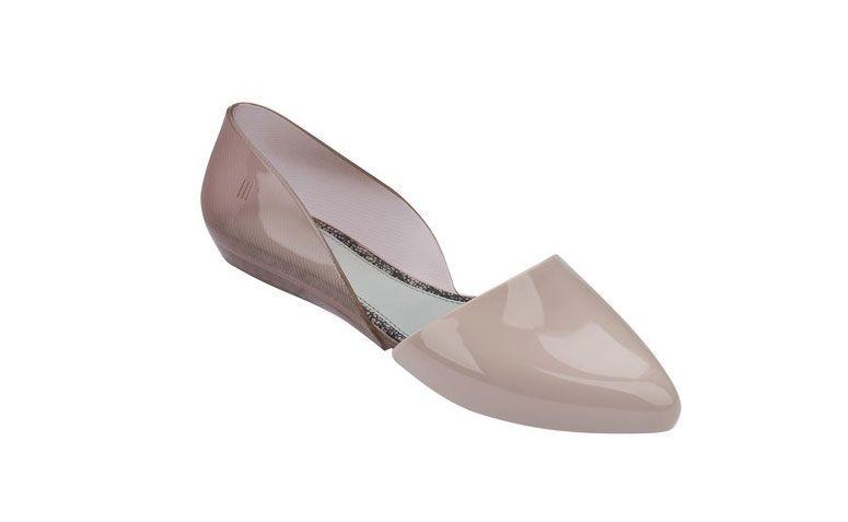Sapatilha Christy + Jason Wu II por R$ 130,00 na <a href="http://lojamelissa.com.br/wanna-be-carioca/christy-jason-wu-ii " target="_blank">Melissa</a>