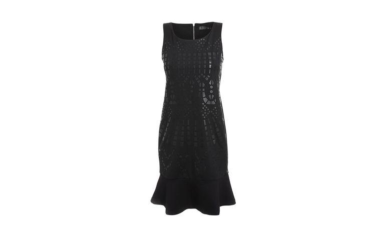 Shop2gether에서 R $ 316.80에 검은 넥타이에 대한 짧은 드레스 아기 인형