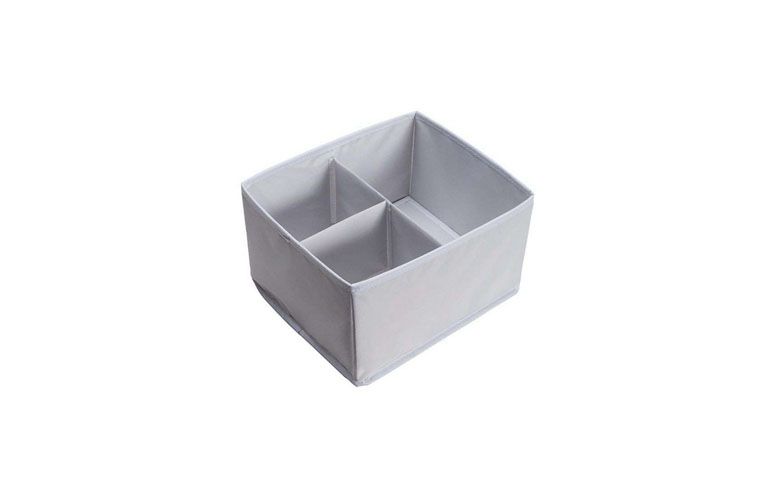 Organizador de gaveta quadrado por R$15,29 na <a href="http://ad.zanox.com/ppc/?29470371C10967541&ULP=[[http://www.mobly.com.br/organizador-de-gaveta-quadrado-poli-branco-brinox-131451.html?utm_source=Zanox&utm_medium=Afiliados&utm_campaign=deeplink]]" target="blank_">Mobly</a>