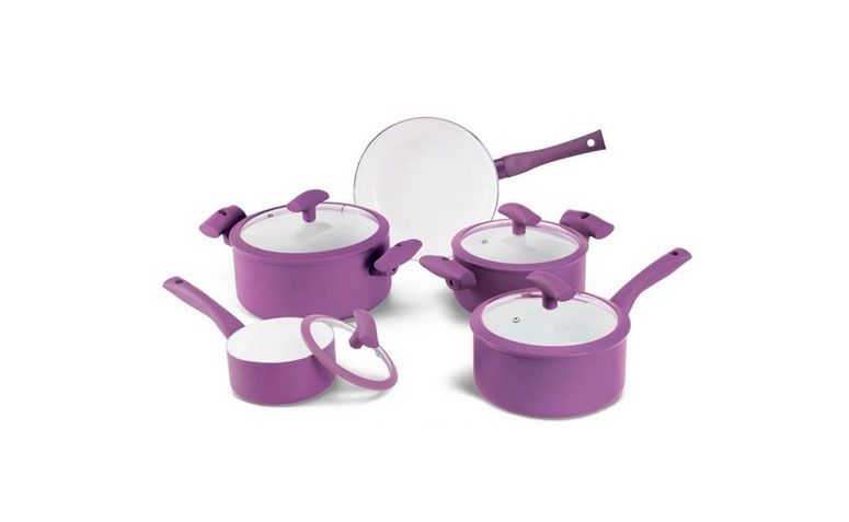 Conjunto de panelas 5 peças roxo por R$462,00 na <a href="http://www.submarino.com.br/produto/8226861/conjunto-de-panelas-com-5-pecas-roxoo-pa300-5prx-hercules" target="blank_">Submarino</a>