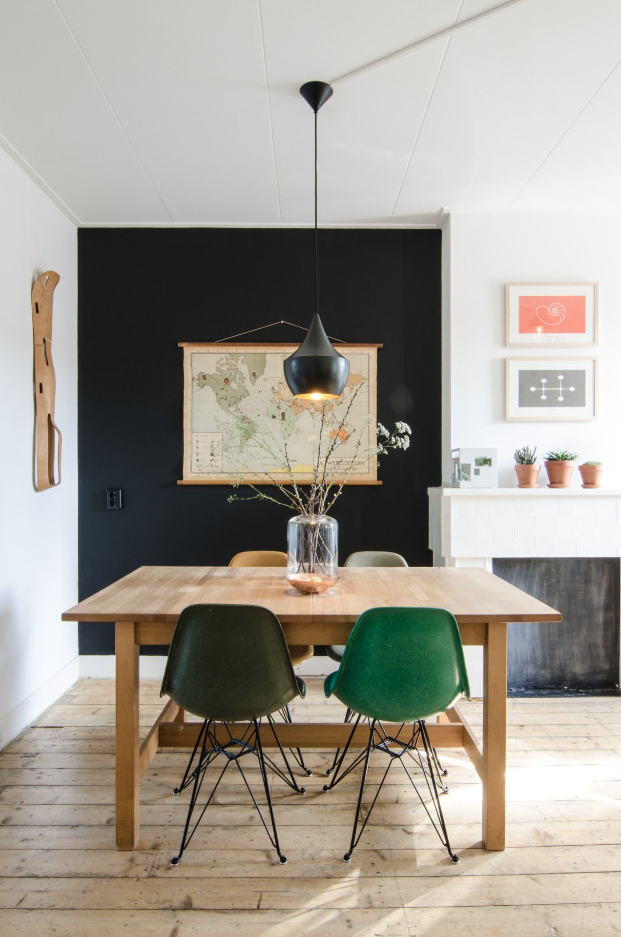 Photo: Main semula / Standard Studio