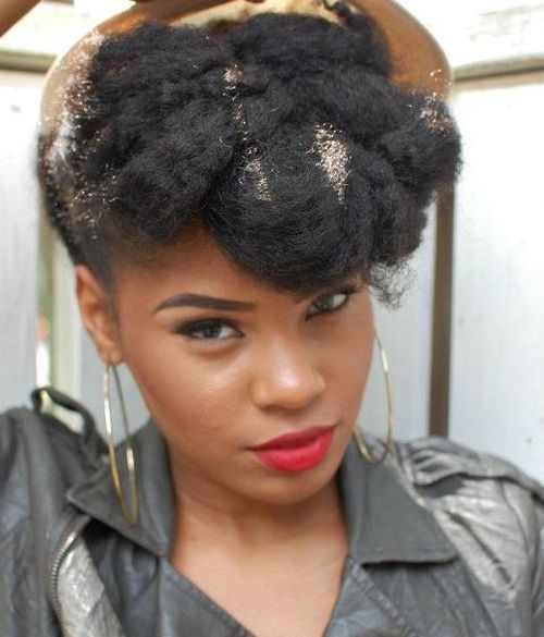 Foto: Reprodução / <a href="https://www.youtube.com/watch?v=HhJWsJ85yYU" target="_blank">Jo Michelle</a>
