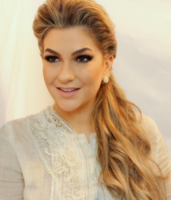 Foto: Reprodução / <a href="http://alicesalazar.com.br/penteado-facil-para-formatura/" target="_blank">Alice Salazar</a>