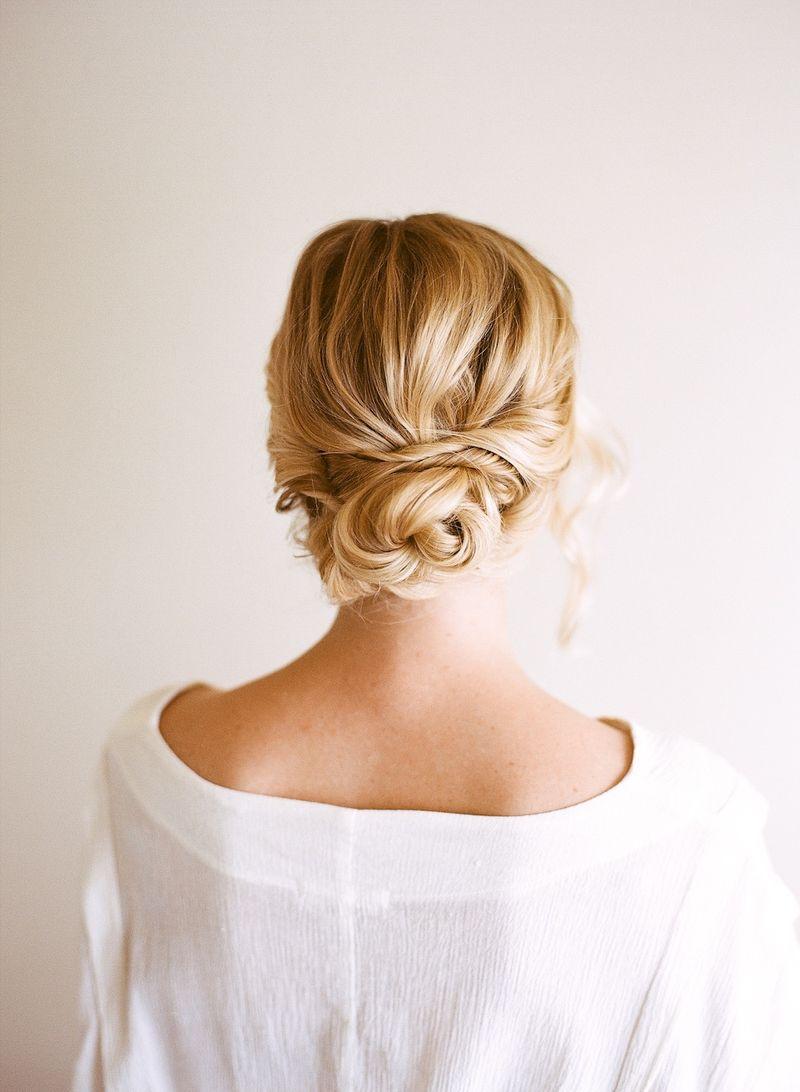 Foto: Reprodução / <a href="http://annesage.com/blog/2013/08/easy-updo-hair-tutorial.html" target="_blank">Anne Sage</a>
