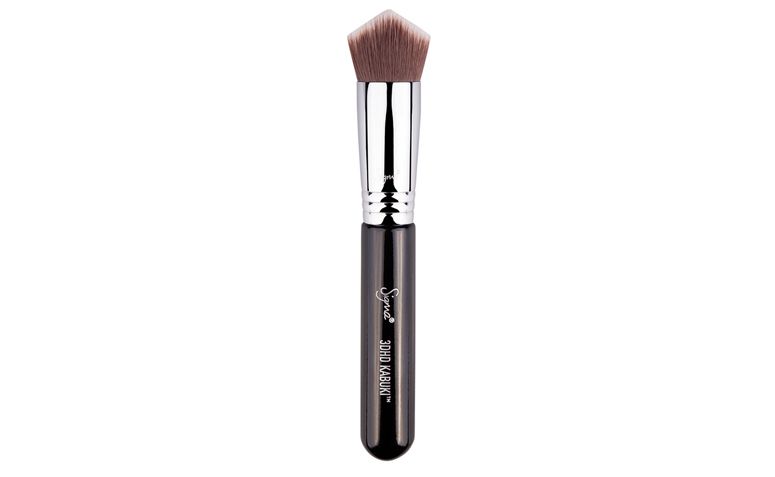 <a href="http://sigma-beauty.7eer.net/c/123232/146780/2835?u=http%3A%2F%2Fwww.sigmabeauty.com%2F3DHD_Kabuki_p%2F3dk.htm" target="_blank">3DHD Kabuki</a> por US$24