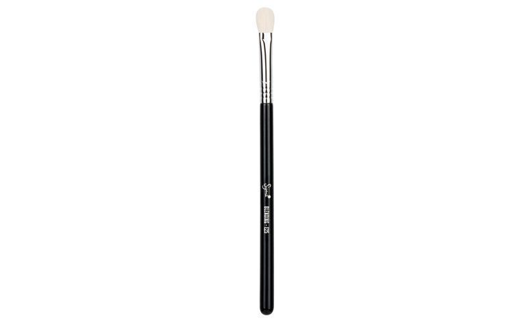 <a href="http://sigma-beauty.7eer.net/c/123232/146780/2835?u=http%3A%2F%2Fwww.sigmabeauty.com%2FBlending_E25_p%2Fe25.htm" target="_blank">E25 Blending</a> por US$14