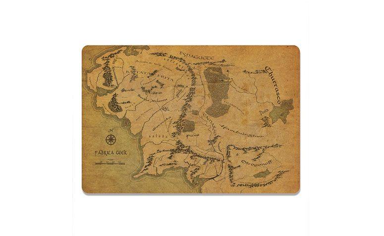 Jogo americano mapa por R$36,90 na <a href="http://www.casageek.com.br/br/jogos-americanos-geek-nerd/640-kit-jogo-americano-mapa.html" target="blank_">Casa Geek</a>
