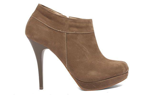 Bota Ankle Boot por R$99,90 na <a href="http://www.milano.com.br/produtos/produtos.asp?codprod=6846&codcor=48481" target="blank_">Milano</a>