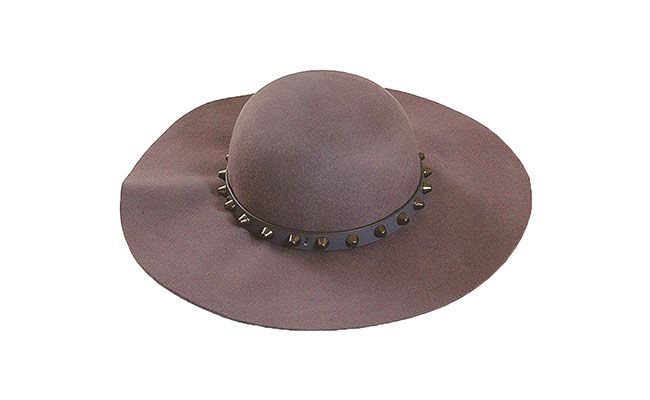 Chapéu Floppy Melon Melon por R$350 na <a href="http://www.gallerist.com.br/Chapeu-Bardot-Grey-6392.aspx/p" target="blank_">Gallerist</a>