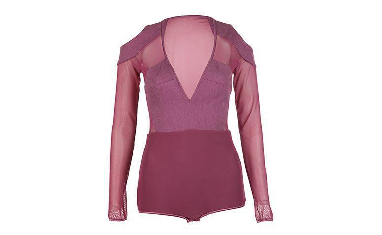 Body com decote profundo Paula Raia por R$678 na <a href="http://www.e-closet.com.br/body-top/body-tule-paula-raia-29388.html#" target="blank_">E-Closet</a>