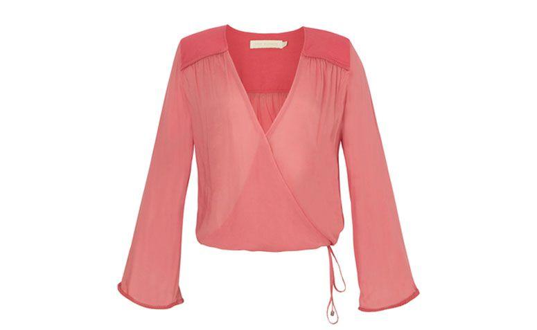 Camisa com decote profundo Cris Barros por R$515 na <a href="http://oqvestir.com.br/camisa-isa-cris-barros.html?new=1" target="blank_">Oqvestir</a>