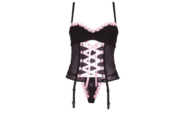 Korsett for R $ 115,90 på <a href ="http://www.lingerie.com.br/prod,IDLoja,159,IDProduto,1103439,sensual--espartilho-espartilho-em-tule-rendado" mål ="blank_"> Sous-vêtement </a>