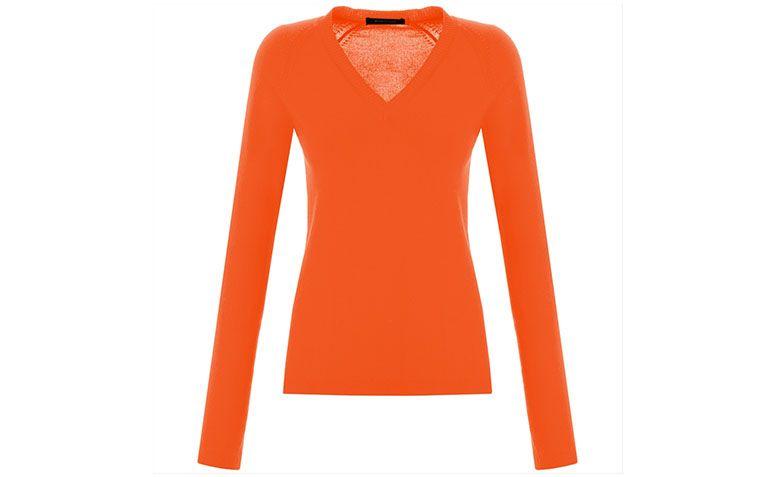 Suéter laranja de gola V Ambicione por R$159 na <a href="http://www.capitollium.com.br/produto/SUETER-BERING-LARANJA-147635?atributo=158:Laranja" target="blank_">Capitollium</a>
