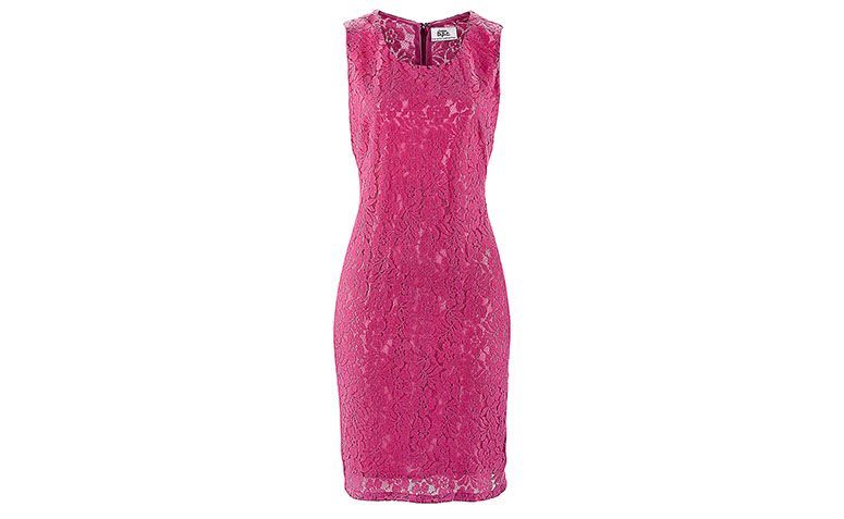 Vestido de renda curto rosa por R$189 na <a href="http://www.bonprix.com.br/produto/vestido-tubinho-de-renda-pink-claro-1925535/#image" target="blank_">Bon Prix</a>