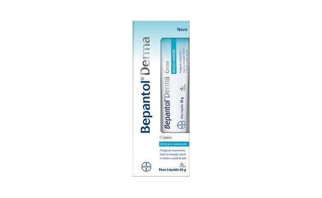 <p>A blogueira Marina Smith, do blog <a href="http://www.2beauty.com.br/" target="_blank">2beauty</a>, recomenda o uso de Bepantol para cuidar dos lábios e mantê-los hidratados. </p>
<p><i>Bepantol derma creme por R$20 na <a href="http://www.ultrafarma.com.br/produto/detalhes-12991/bepantol_derma_creme_bisnaga_com_20_gramas.html" target="_blank">Ultrafarma</a></i></p>