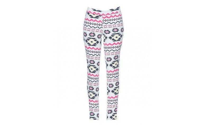 Legging étnica por R$74,90 na <a href="http://ad.zanox.com/ppc/?29468903C12403682&ULP=[[https://amaro.com/p/legging-etnica/branco?epar=af_as_00_za_zanox]]" target="blank_">Amaro</a>