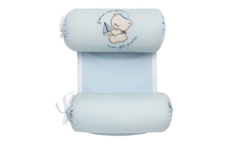 Apoio para troca de fralda por R$79,90 na <a href="http://www.bebefacil.com.br/segura-nene-em-malha-blue-captain---classic-for-baby/p" target="_blank">Bebê Fácil</a>
