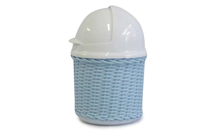Lixeira boné azul por R$39,90 na <a href="http://www.tricae.com.br/lixeira-bone-azul-detalhes-61913.html" target="_blank">Tricae</a>