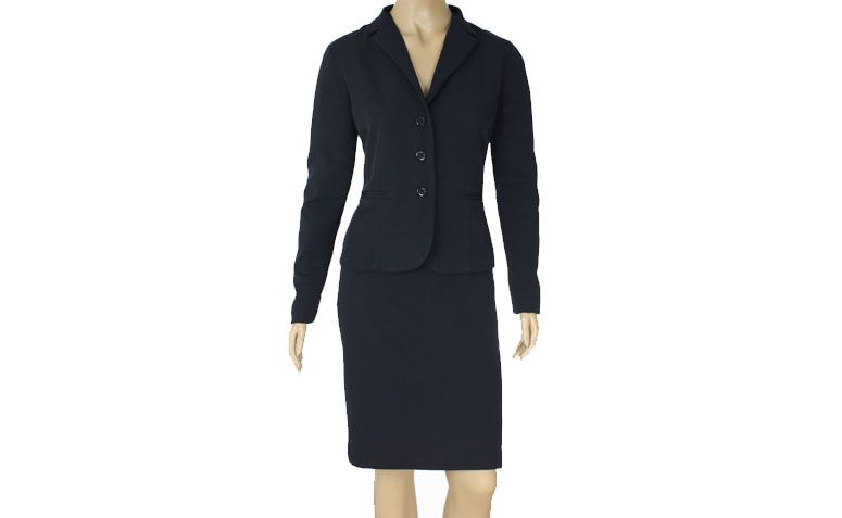 Conjunto Terninho Blazer e Saia por R$129,00 na <a href="http://www.modaexecutiva.com.br/prod,IDLoja,5844,IDProduto,3614128,ternos-femininos-com-saia-conjunto-feminino-terninho-blazer-e-saia; target="blank_">Moda Executiva</a>