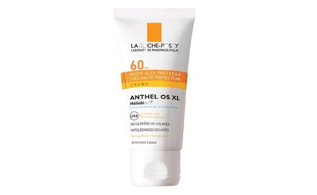 La Roche-Posay Anthelios Hélioblock por R$39,80 na <a href="http://www.epocacosmeticos.com.br/product.aspx?idproduct=96323&iddept=40241013&partner=GoogleShopping&utm_source=google&utm_medium=shopping&utm_campaign=GoogleShopping&gclid=CMCcgKXCqLwCFUFo7AodH1IADA" target="blank_">Época Cosméticos</a>