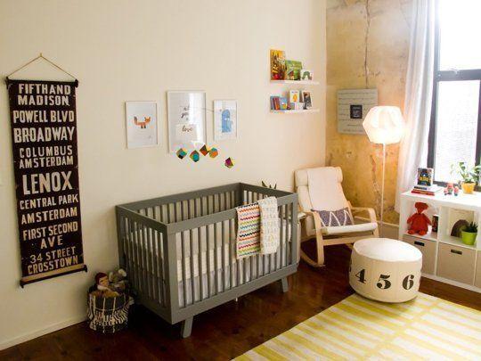 Foto: Reprodução / <a href="http://www.apartmenttherapy.com/a-bright-urban-nursery-for-baby-my-room-210951" target="_blank">Apartment Therapy</a>