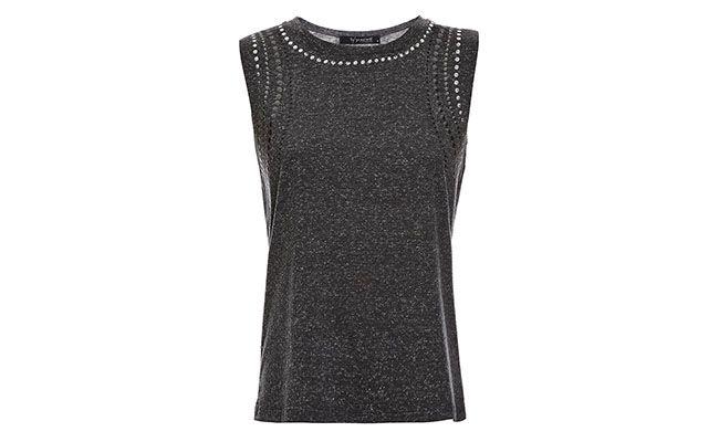 Regata Be Youself por R$160 na <a href="http://www.stylemarket.com.br/regata-tachas-granillo-be-yourself---2947" target="blank_">StyleMarket</a>
