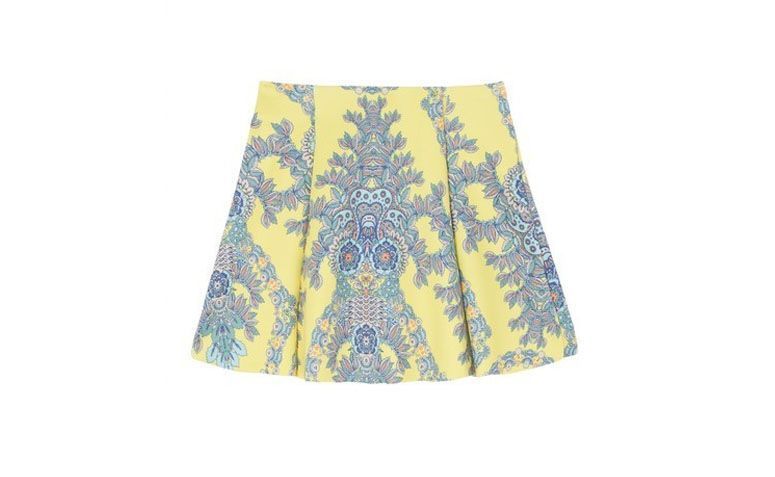 Saia 284 por R$119 na <a href="https://www.oqvestir.com.br/saia-284-lenco-amarela.html" target="blank_">Oqvestir</a>