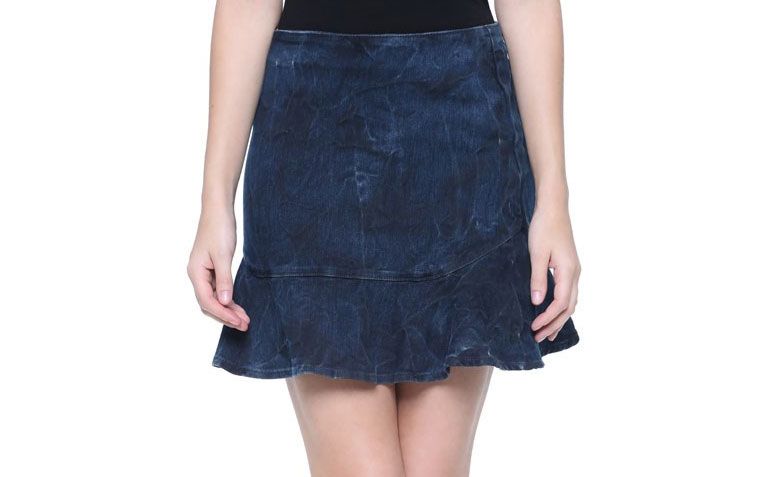 Saia peplum por R$ 189,00 na <a href="http://www.damyller.com.br/saia-mini-peplum-4v0782m/p" target="_blank">Damyller</a>