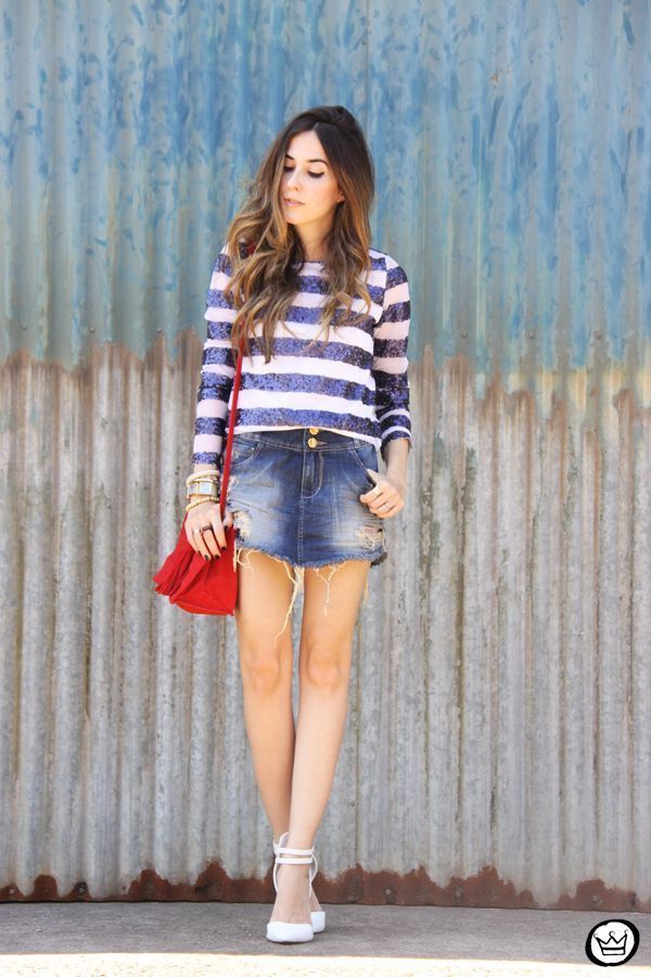 Foto: Reprodução / <a href="http://fashioncoolture.com.br/2014/11/12/denim-skirt-macstile-casual-outfit/ " target="_blank">Fashion Coolture</a>