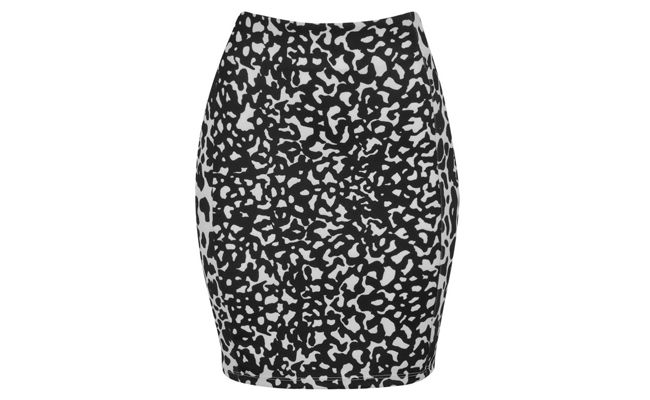 Saia Lápis Animal Print por RS79,90 na <a href=" http://www.lojasrenner.com.br/productdetails/index.jsp?skuId=532519284&productId=532519276" target="_blank">Renner</a>