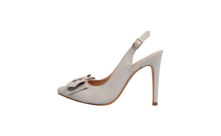 Scarpin Dafiti Shoes por R$99,90 na <a href="http://ad.zanox.com/ppc/?28065109C79450365&ULP=[[http://www.dafiti.com.br/Scarpin-DAFITI-SHOES-Cinza-1718051.html?utm_source=zanox&utm_medium=deeplink_generator&utm_campaign=deeplink_generator]]" target="blank_">Dafiti</a>