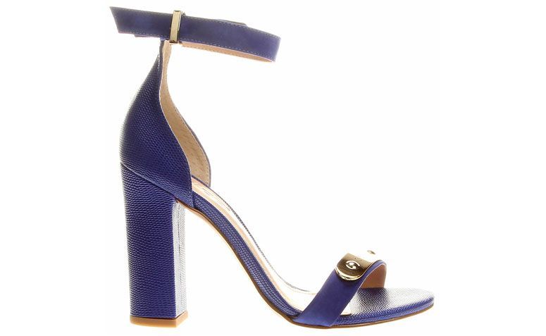 Sandália Colcci por R$359,90 na <a href="http://ad.zanox.com/ppc/?29468868C78466345&ulp=[[http://www.zattini.com.br/produto/sandalia-colcci-salto-grosso-E33-0051-006?]]" target="blank_">Zattini</a>