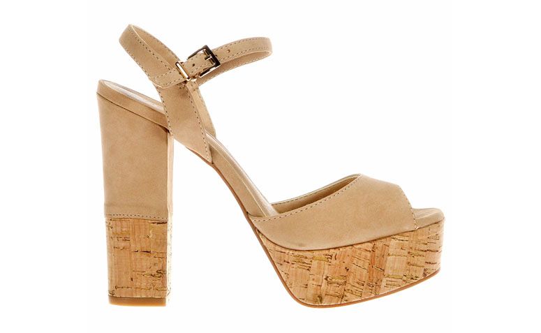 Sandália Raphaella Booz por R$229,90 na <a href="http://ad.zanox.com/ppc/?29468868C78466345&ulp=[[http://www.zattini.com.br/produto/sandalia-plataforma-raphaella-booz-E12-0043-004?]]" target="blank_">Zattini</a>