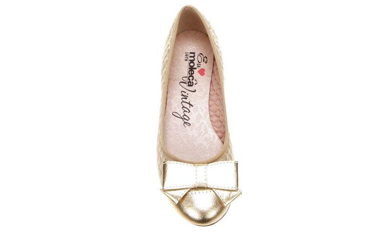 Sneaker Moleca Matelasse oleh R $ 47,92 naZattini