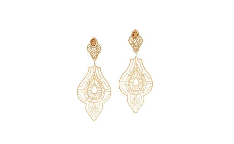 Brinco folheado a ouro por R$78,90 na <a href="http://www.franciscajoias.com.br/brinco-trabalhado-folheado-em-ouro-18k.html" target="blank_">Francisca Joias</a>