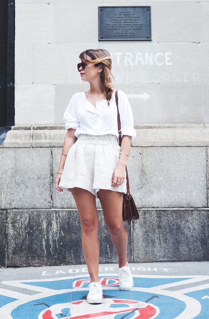 Foto: Reprodução / <a href="http://www.collagevintage.com/tag/outfit-high-waisted-shorts/" target="_blank">Collage Vintage</a>