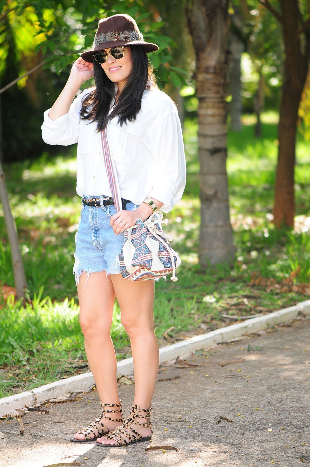 Foto: Reprodução / <a href="http://www.blogdamariah.com.br/index.php/2014/02/look-do-dia-jeans-com-jeans/" target="_blank">Blog da Mariah</a>