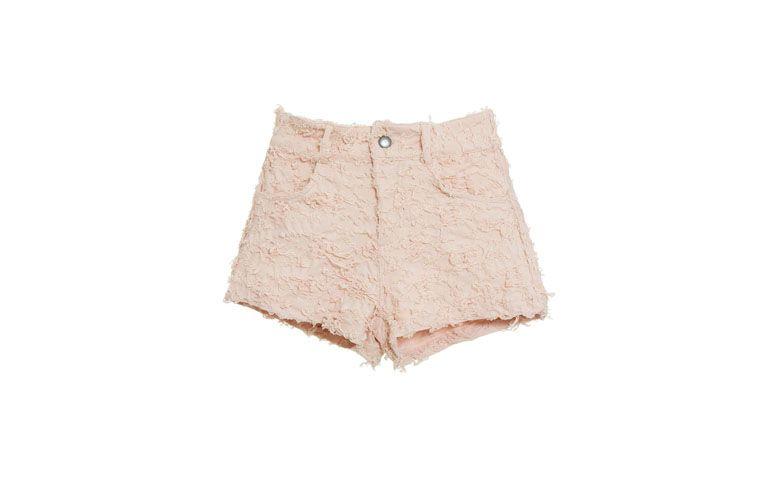Short Denim Pink por R$199 na <a href="http://www.gallerist.com.br/shorts-denim-pink-7396.aspx/p" target="blank_">Gallerist</a>