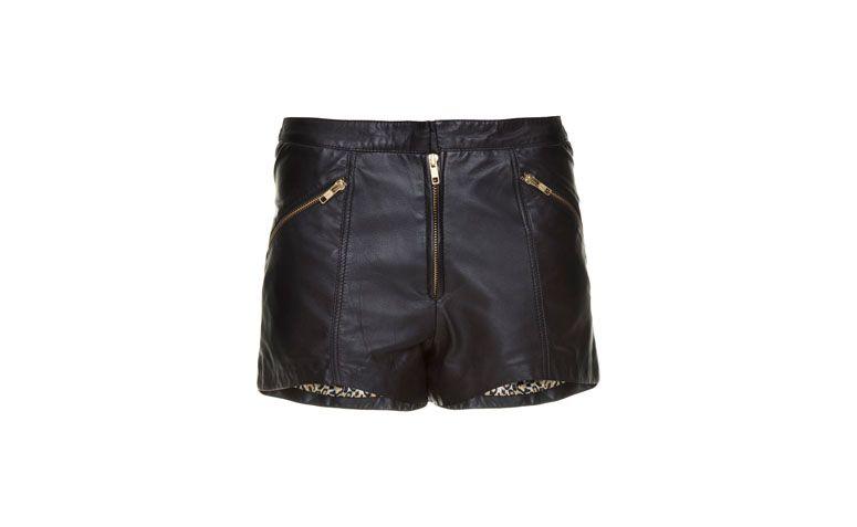 Shorts Juju Costa por R$740 na <a href="http://www.gallerist.com.br; target="blank_">Gallerist</a>