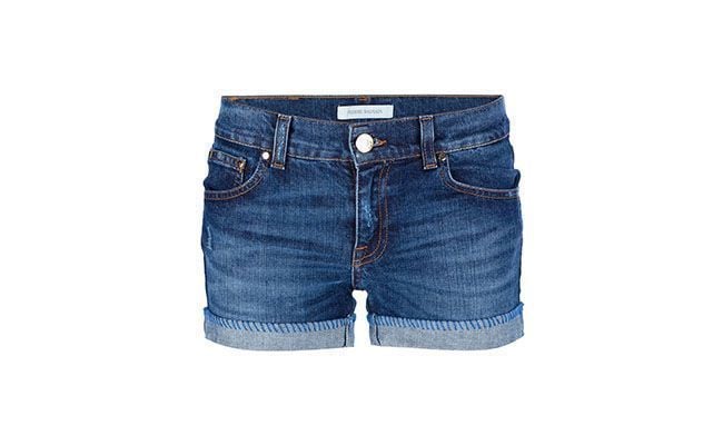 Shorts Jeans Pierre Balmain por R$1.200,00 na <a href="http://bit.ly/1upxE1e" target="blank_">Farfetch</a>