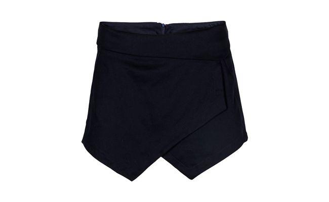 Short saia assimétrico Olook por R$119,90 na <a href="http://bit.ly/1jNPK4T" target="blank_">Olook</a>