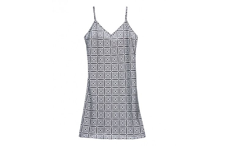 Slip dress estampado por R$139,90 na <a
href="https://amaro.com/p/vestido-slip-satin/desert?utm_source=zanox&utm_medium=deeplink&utm_campaign=custom_deeplink&utm_content=custom_deeplink&zanpid=2236478229211210752" rel="nofollow" target="blank_">Amaro</a>