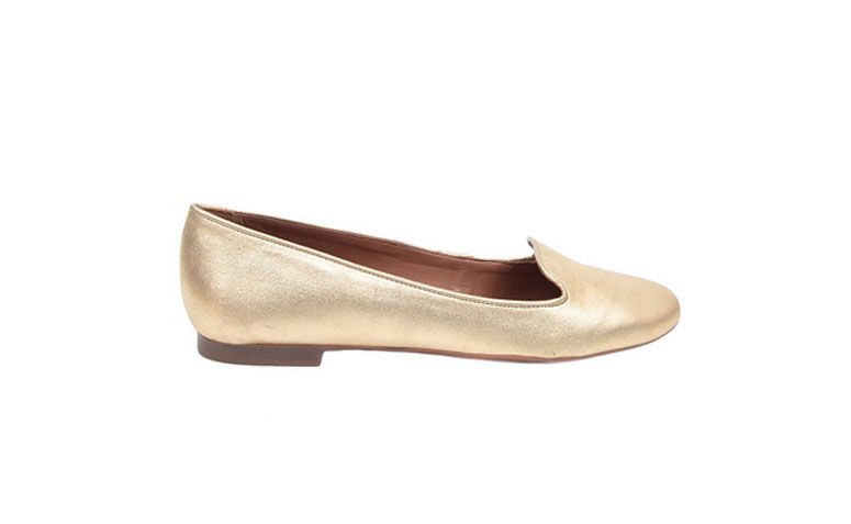 Slipper Gold, Ana Capri untuk $ 57,50 di The Boutique