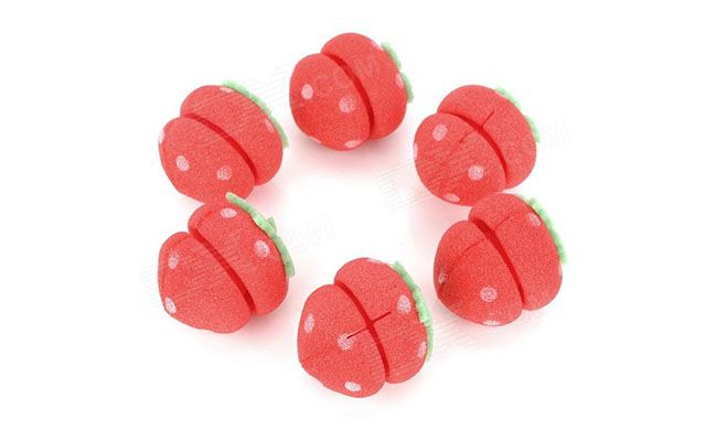 Kit com 6 unidades R$ 6,76 na <a href="http://www.dx.com/pt/p/cute-strawberry-style-hair-curler-balls-red-green-6-pcs-152118#.VAz6R_ldX8Y" target="blank_">DX</a>