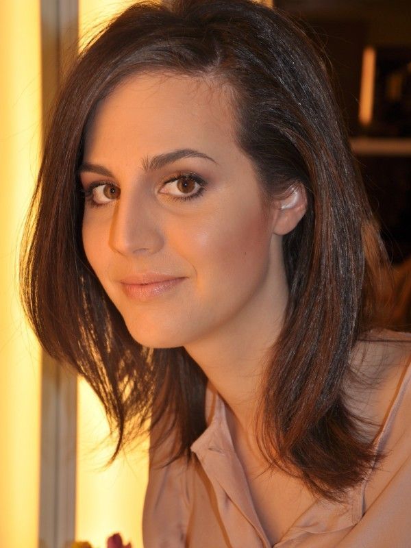 Foto: Reprodução / <a href="http://revista.vogue.globo.com/diadebeaute/2012/08/tv-beaute-maquiando-com-proenca/" target="_blank">Dia de Beauté</a>