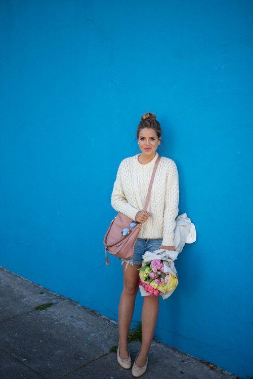 Foto: Reprodução / <a href="http://galmeetsglam.com/2015/04/flowers-coffee/" target="_blank">Gal Meets Glam</a>