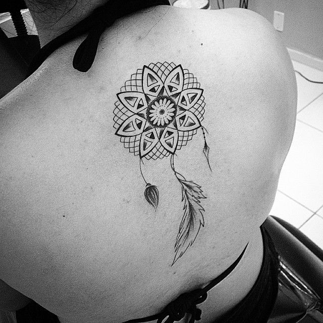 Foto: Reprodução / <a href="https://instagram.com/p/zs_3eTQtuj/" target="_blank"> Perroni Tattoo </a>