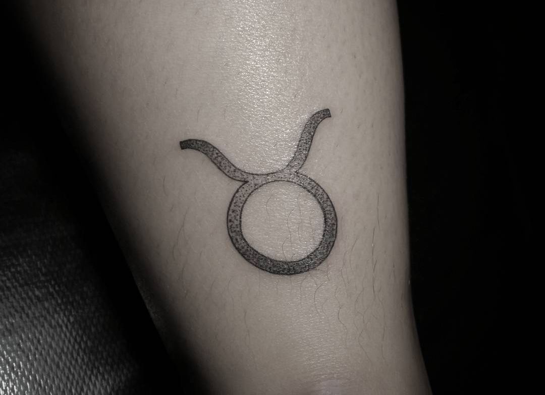 Foto: Reprodução / <a href="https://www.instagram.com/p/BEYZBruMeTr/" target="_blank">Mocambo Tattoo</a>